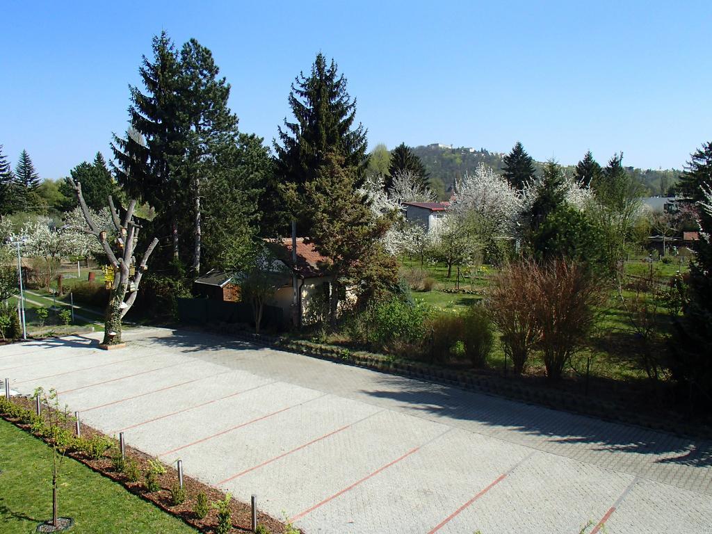 As Hotel Brno Bagian luar foto